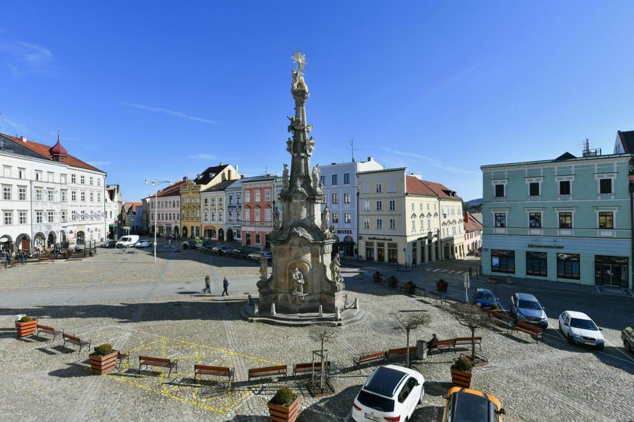 Apartmany Na Namesti 85 Jindřichŭv Hradec Kültér fotó