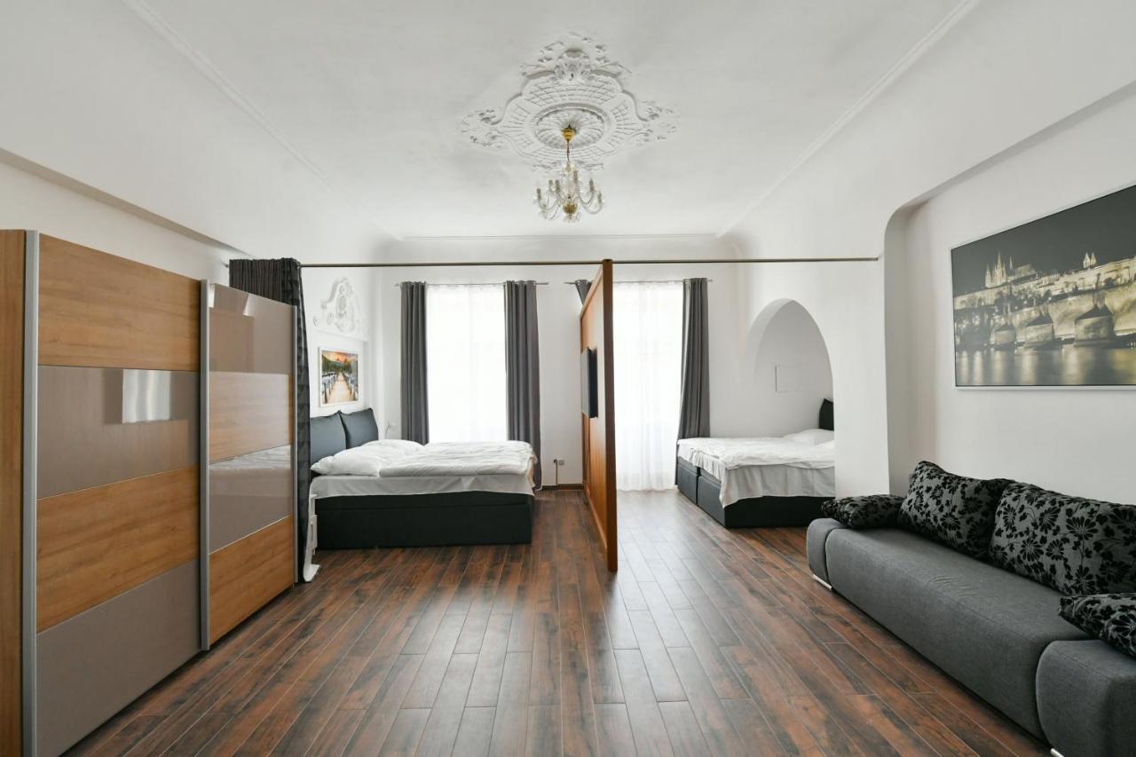 Apartmany Na Namesti 85 Jindřichŭv Hradec Kültér fotó