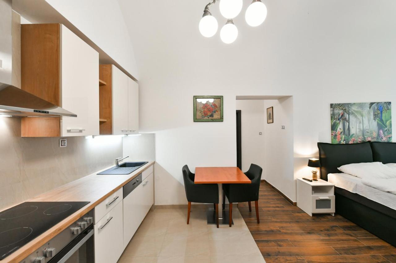 Apartmany Na Namesti 85 Jindřichŭv Hradec Kültér fotó