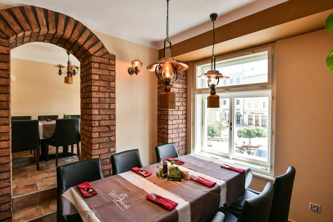 Apartmany Na Namesti 85 Jindřichŭv Hradec Kültér fotó